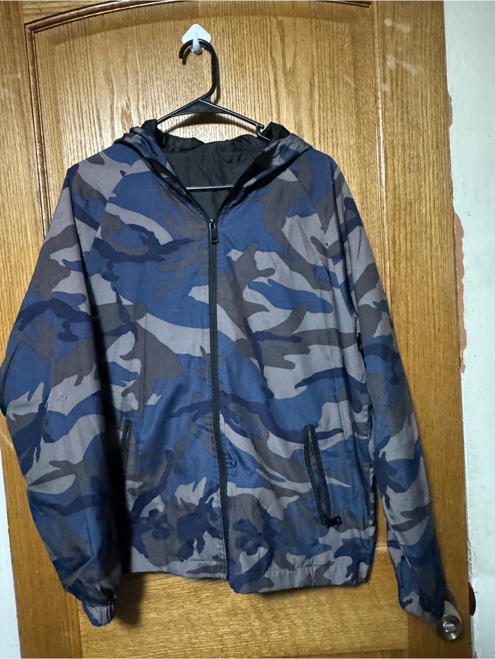 SHEIN Men's Navy & Gray Camo Hooded Windbreaker